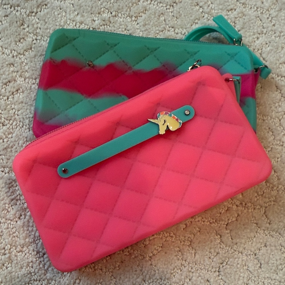 American Jewel Yummy Gummy Silicone Wristlet
